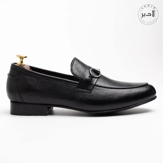 Side angle of MOCA BLACK formal leather shoes for men, showcasing their sophisticated style and premium craftsmanship.
